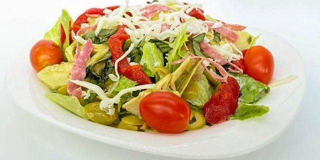 The Italian Salad Pan