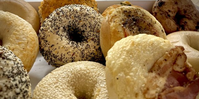 12 Bagels