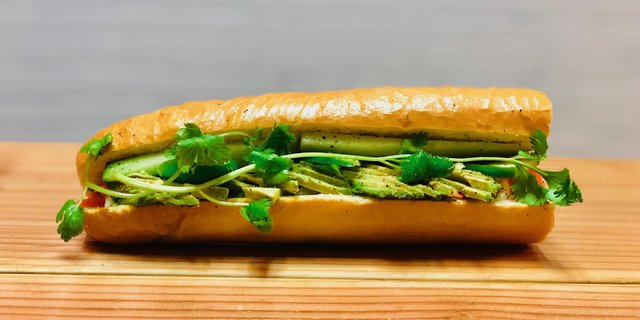 Avocado Bánh Mì Box