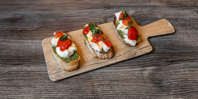 Bruschetta Burrata