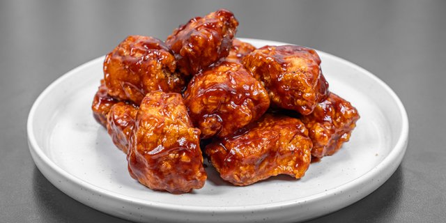 100-Piece Boneless Wings