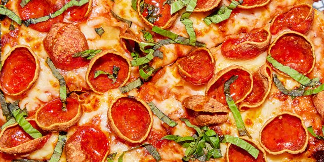 Sgt Pepperoni Pizza