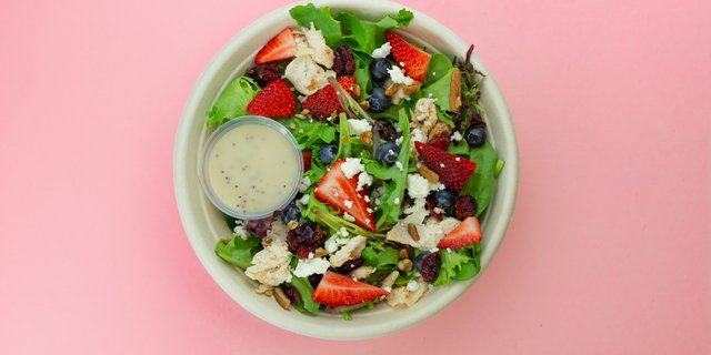 Berry Fields Salad