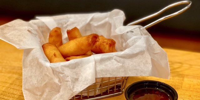 Mini Egg Rolls Tray