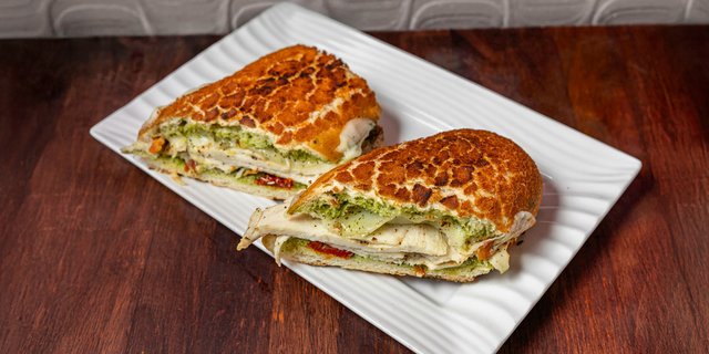 Chicken Pesto Sandwich