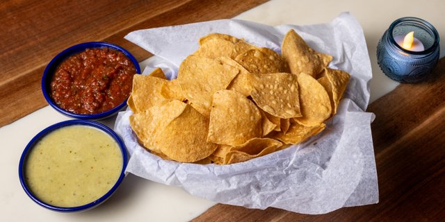 Salsa & Chips