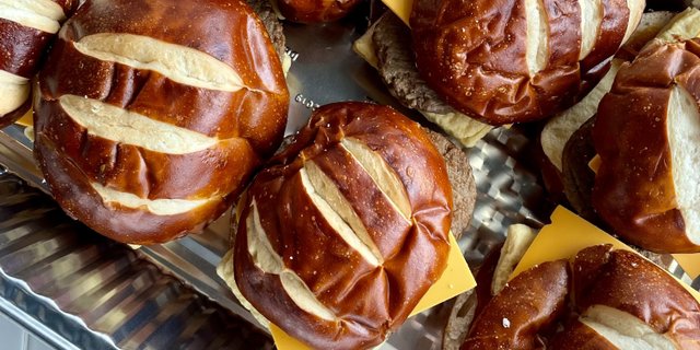 Large Pretzel Breakfast Sandwich Tray