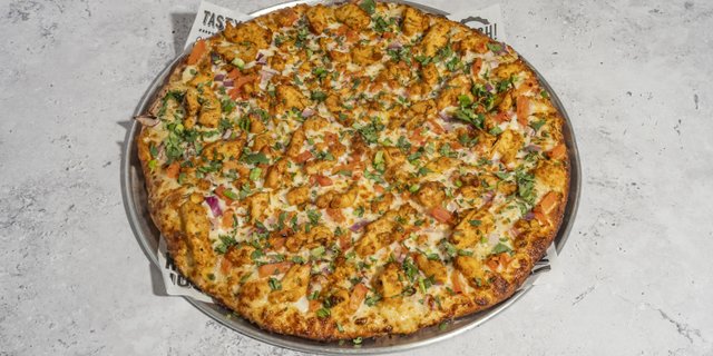 Chicken Tikka Pizza