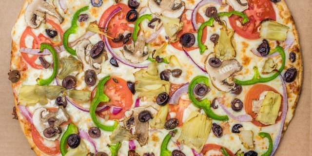 Mediterranean Pizza