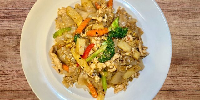 Drunken Noodle (Pad Kee Mao)