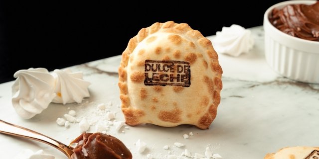 Dulce De Leche Empanada
