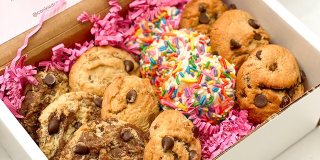 Gluten-Free Cookie Box