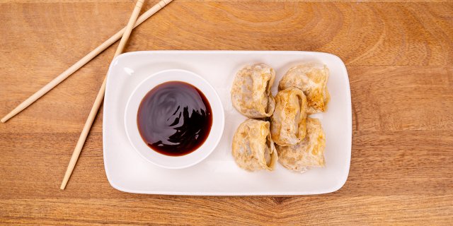 pan-fried vegetable dumplings