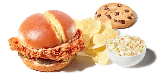 Zaxby's® Signature Sandwich Boxed Lunch