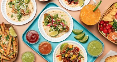 Lola's Taco Bar
