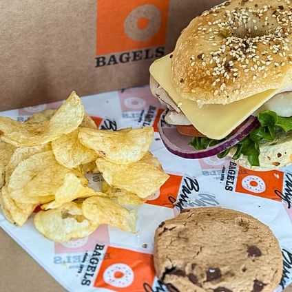 Turkey & Provolone Bagel Sandwich Boxes