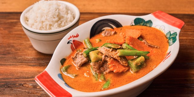 Gaeng Dang Curry