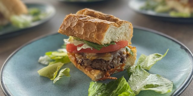 Chuck Smash Mini Po' Boy & Soup Lunch Box
