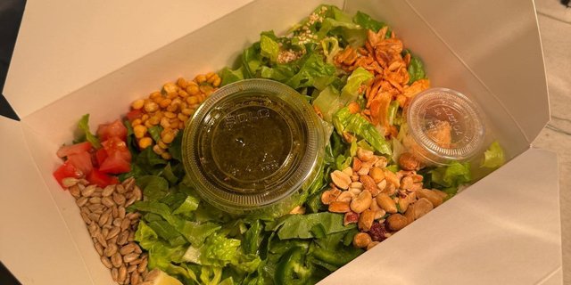Tea Leaf Salad Boxed Lunch