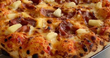 In Pizza We Crust