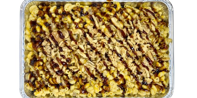 Steak & Cheese Loaded Mac N Cheese Pans
