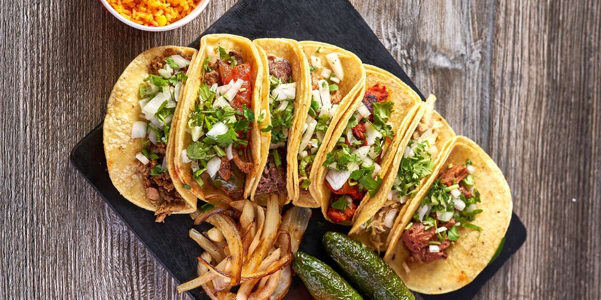 Tacos Y Mas