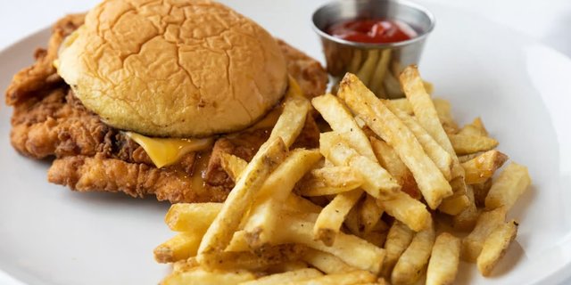 Federal Chicken Sandwich