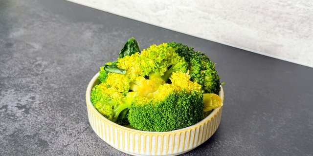 Steamed Broccoli (16 Oz.)