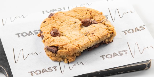 Chocolate Chip Cookie