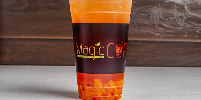 Pineapple-Strawberry Green Tea w/ Mango Jelly