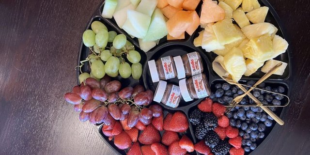 Large Seasonal Fruit Platter
