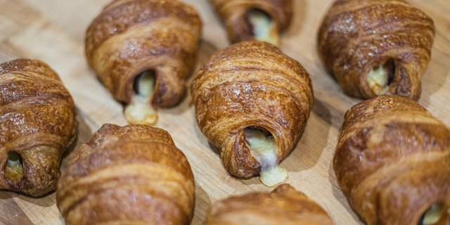 Ham & Cheese Croissant