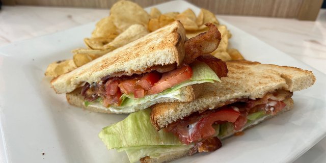 BLT Sandwich