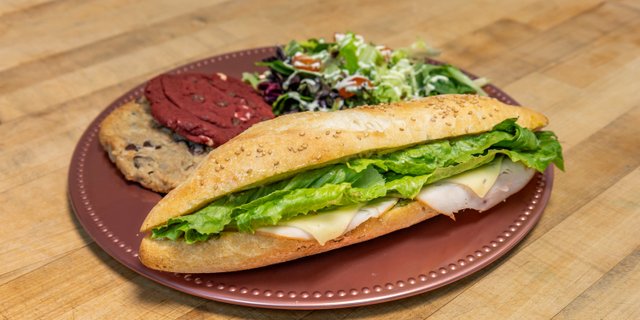 Turkey & Cheddar Sandwich Box