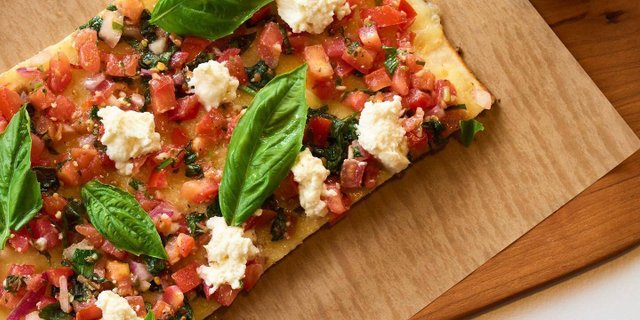 Bruschetta Pizza