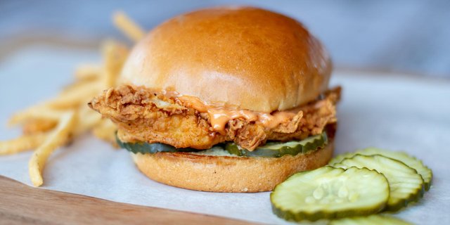 Crispy Chicken Sandwich Box