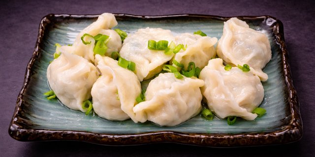 Boiled Pork, Shrimp & Corn Dumplings