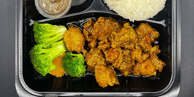 Orange Chicken Boxed Lunch