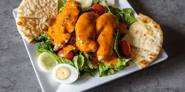 Spicy Buffalo Chicken Salad