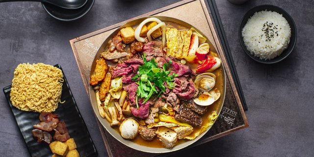 Taiwanese Supreme Spicy Hot Soup
