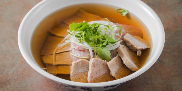 Beef & Meatball Pho (Chin Bo Vein)