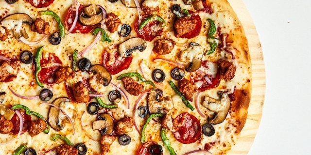 10" LINEAGE SUPREME PIZZA BOXED MEAL