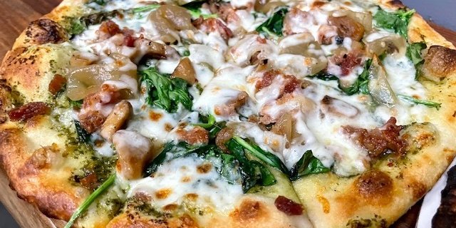 Spinach & Bacon Pizza