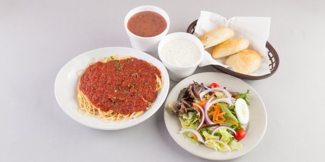 Spaghetti w/ Sauce