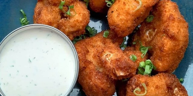 Buffalo Cauliflower Bites