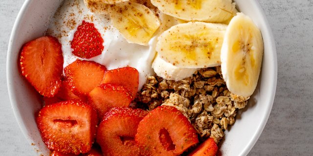 Fit Granola Bowl