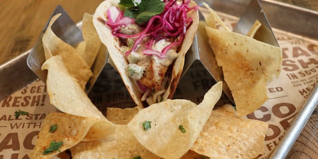 Grilled Mahi-Mahi Fish Taco Meal Box