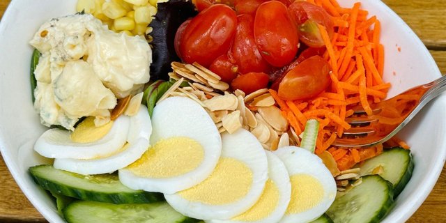 Los Olivos Bistro Salad