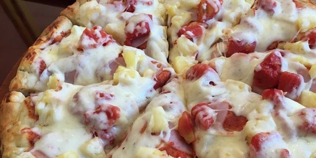 The Hawaiian Pizza