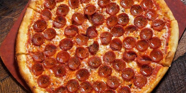 14" Pepperoni Pizza